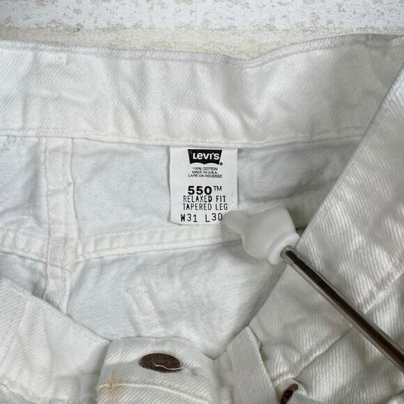 Vintage 90s Levis Jeans 550 31x30 Relaxed Fit Tapered Leg White Wash Orange Tab - Picture 4 of 9